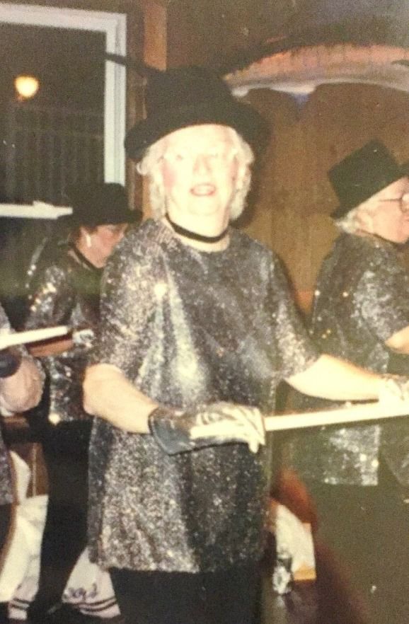 Dix, Doris